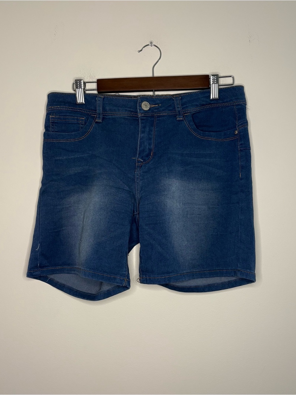Hot Kiss Women’s Size 11 Denim Shorts Stretchy Vintage Boost